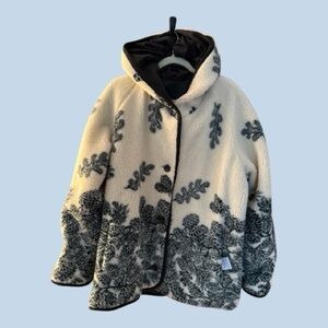 Women's Navy and White Reversible fleece/nylon Patterned Jacket